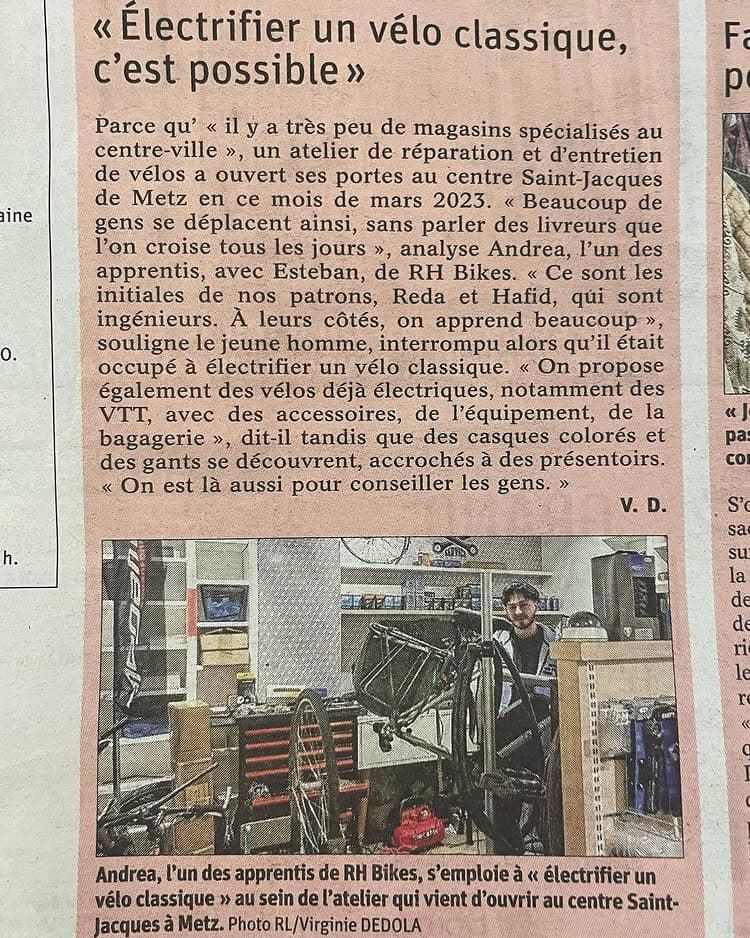 Intérieur du magasin rh e-motors, vente de trottinettes et velos electriques